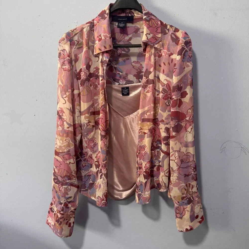 Jones‎ Wear  size 8 two piece blouse